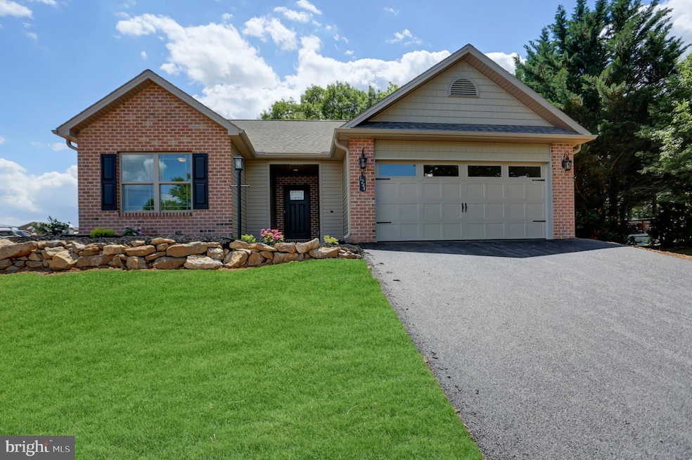 1244 Hollywell Ave, Chambersburg, PA 17201 - photo 1