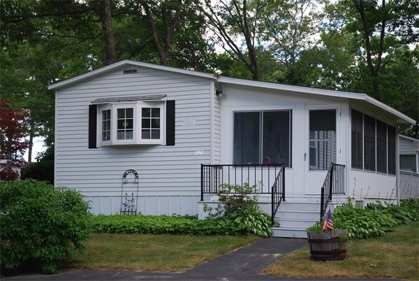 122 Pineview, Wareham, MA 02756 - photo 1