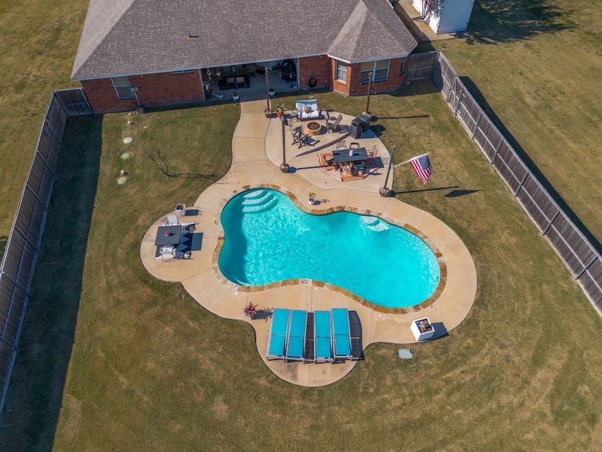 687 Meadowview Ln, Josephine, TX 75173 - photo 1