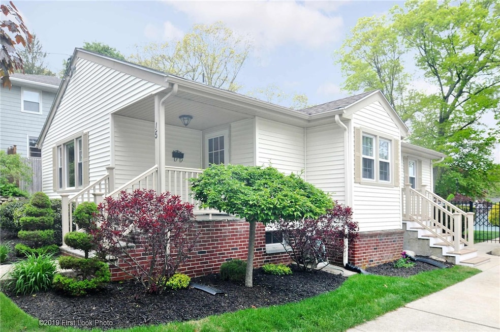 15 Chestnut St, Johnston, RI 02919 - photo 1