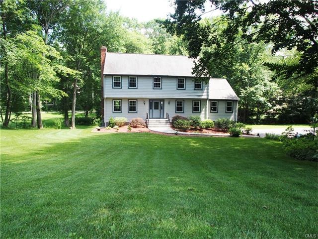 46 Golden Hill St, Trumbull, CT 06611 - photo 1