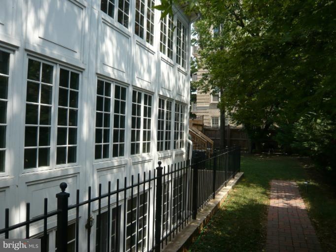 3423 Brown St NW unit 301, Washington, DC 20010 - photo 1