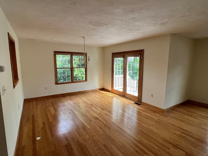 162 Chapel St unit 162, Newton, MA 02458 - photo 1