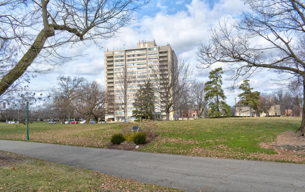 Front_Exterior[1]