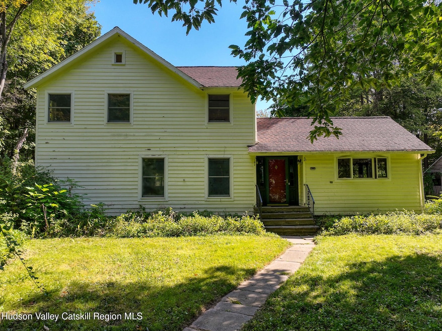 Under Contract $400,000