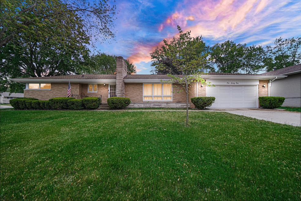 161 Boyd Cir, Michigan City, IN 46360 - photo 1