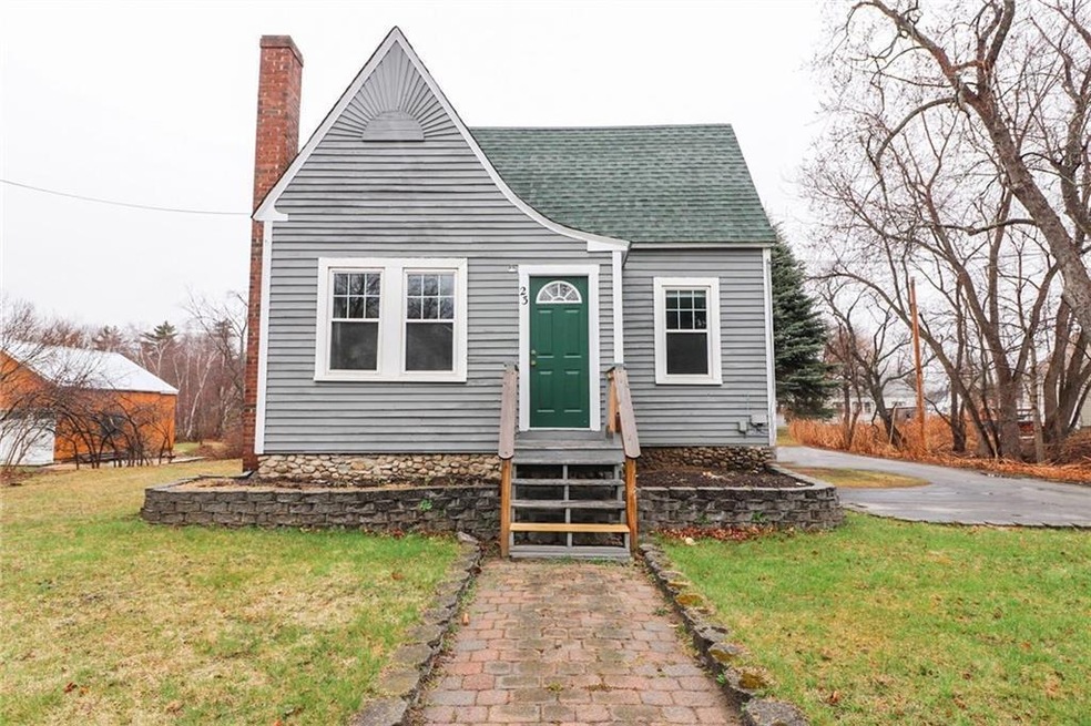 23 Sanford Rd, Wells, ME 04090 - photo 1