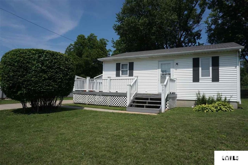 905 S Kickapoo St, Lincoln, IL 62656 - photo 1