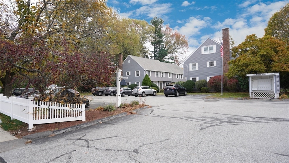 64 Mechanic St unit 3, Attleboro, MA 02703 - photo 1