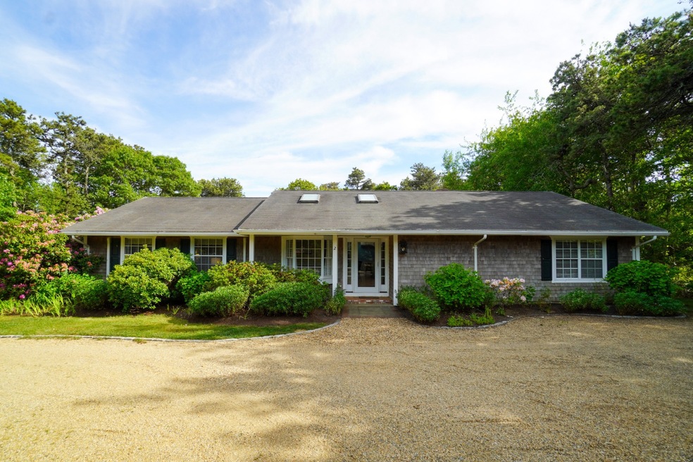 2 Pradas Way, Edgartown, MA 02539 - photo 1