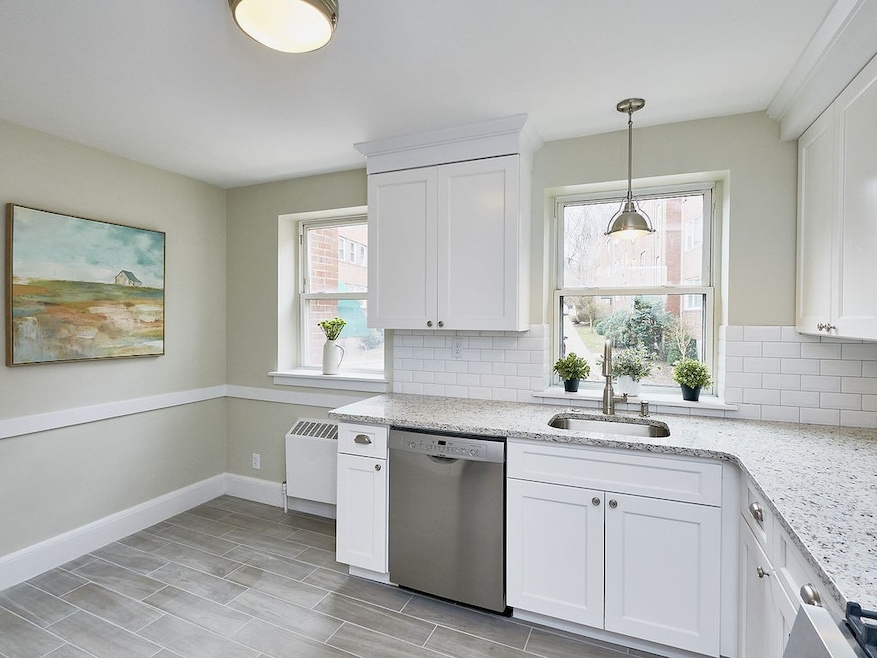 461 Arborway unit 1, Jamaica Plain, MA 02130 - photo 1