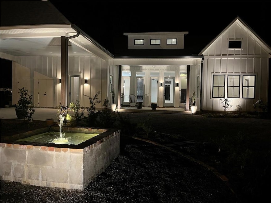 1739 Dupard St, Mandeville, LA 70448 MLS 2387290