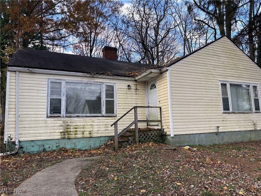 1306 Beatty Ave, Cambridge, OH 43725 - photo 1