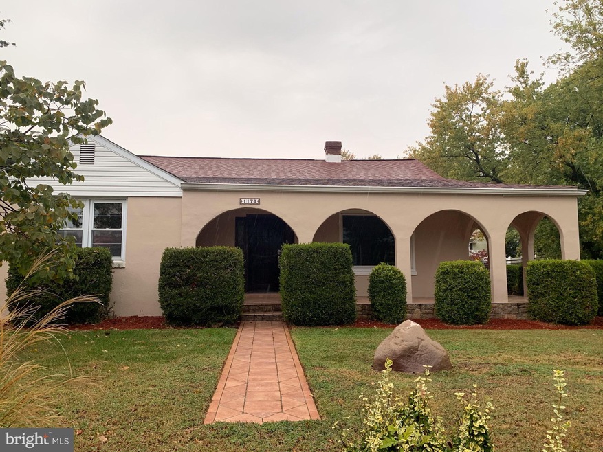 1176 Turkey Point Rd, Edgewater, MD 21037 - photo 1