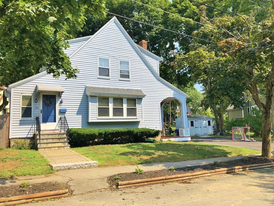 19 Endicott Rd, Stoneham, MA 02180 - photo 1