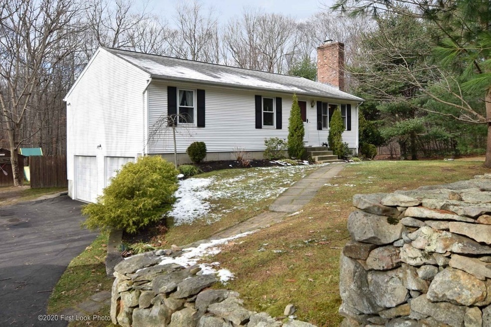 77 Hillside Ave, Rehoboth, MA 02769 - photo 1