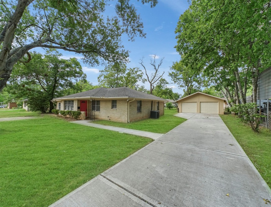 1013 Lindsey Dr, Rosenberg, TX 77471 - photo 1