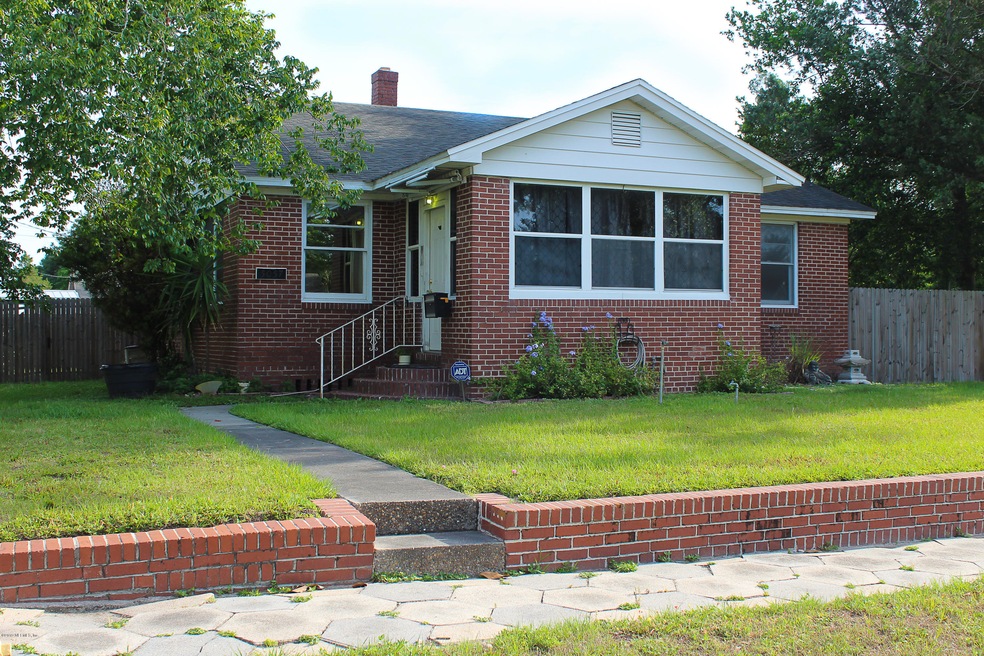 5057 Blackburn St, Jacksonville, FL 32210 - photo 1