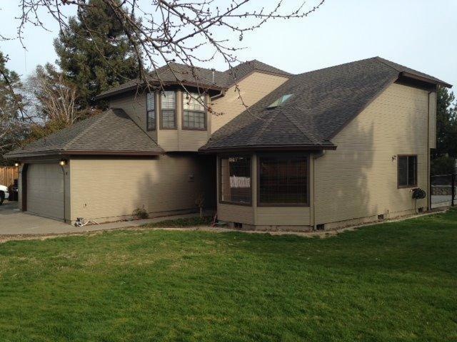 1490 Severson Dr, Medford, OR 97504 - photo 1