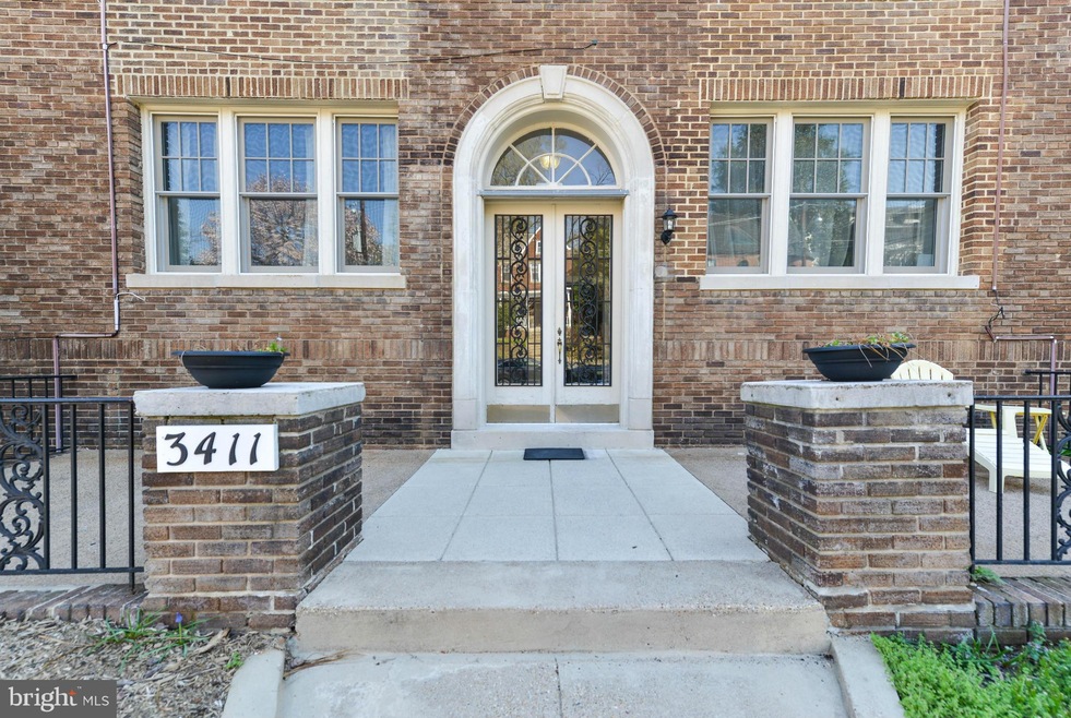 3411 29th St NW unit 2, Washington, DC 20008 - photo 1