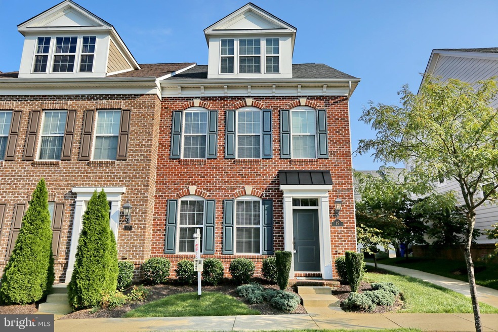 19 Derby Dr, La Plata, MD 20646 - photo 1