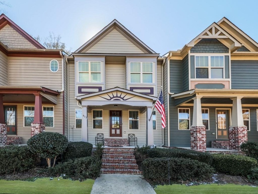 607 Royal Crescent Aly unit 607, Canton, GA 30115 - photo 1