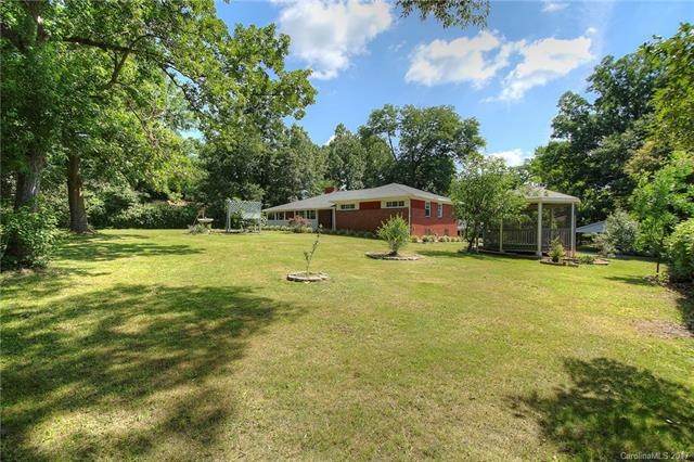 Charming Brick Ranch in desirable Coulwood area!  