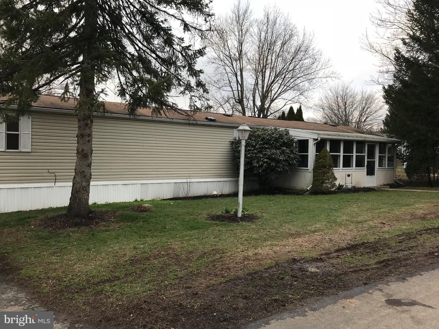 139 Azalea Cir, Honey Brook, PA 19344 - photo 1