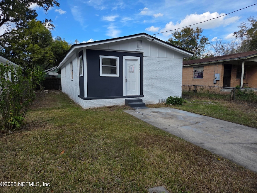 2097 Baldwin St, Jacksonville, FL 32209 - photo 1