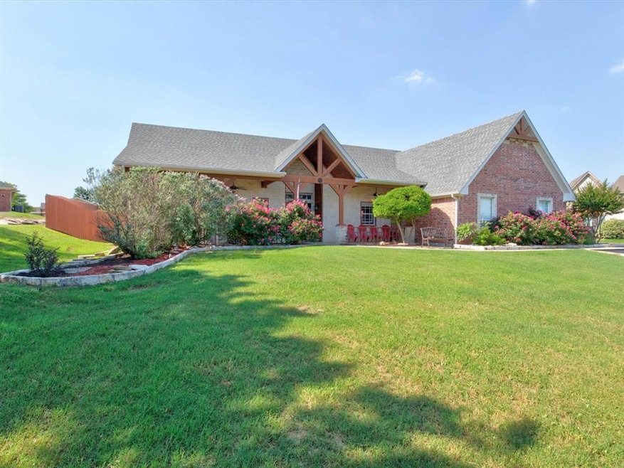 2210 Tanton Sound Ct, Granbury, TX 76049 - photo 1