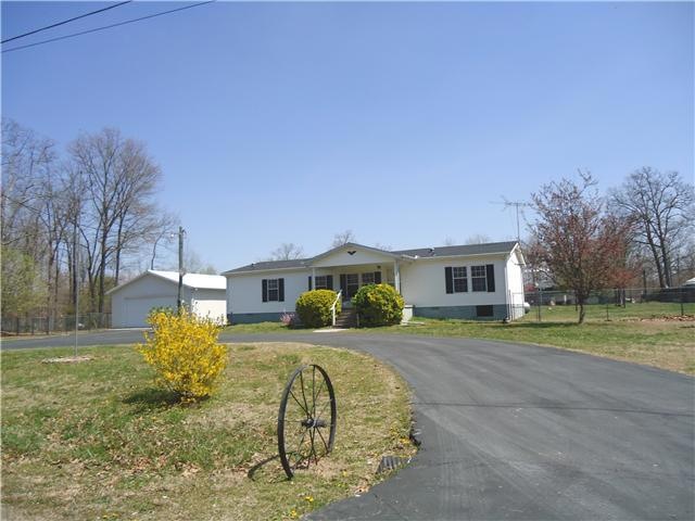 372 Elm St, Manchester, TN 37355 - photo 1