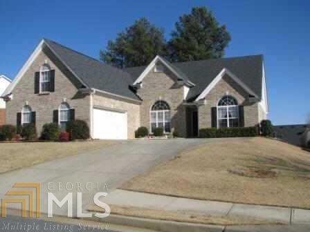 3365 Stoneleigh Run Dr, Buford, GA 30519 - photo 1