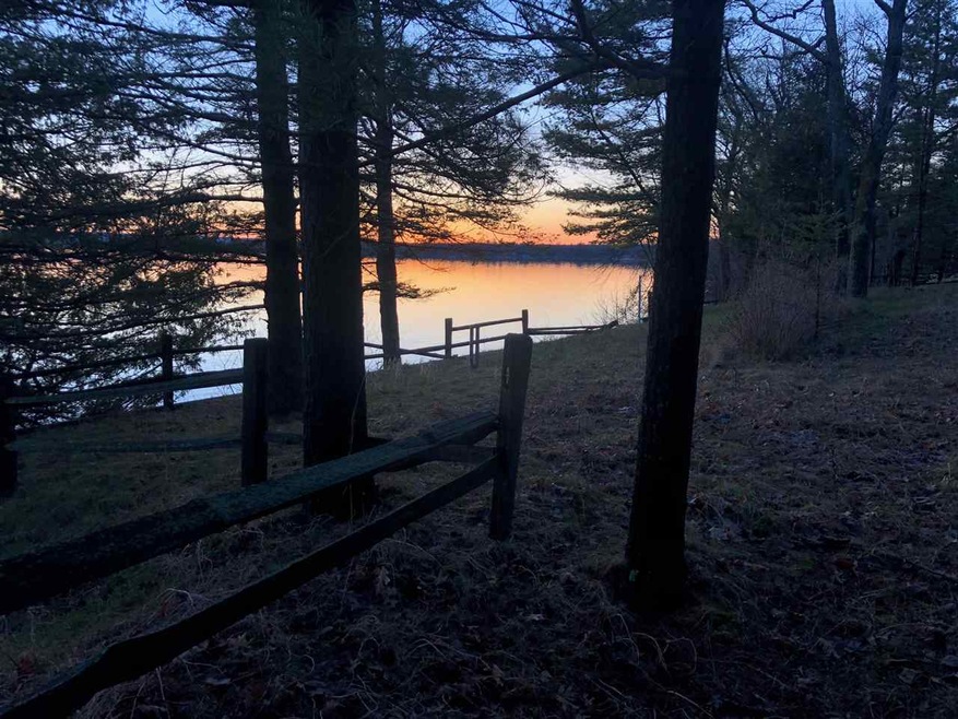 Here's one reason to love Maple Bay! Gorgeous year