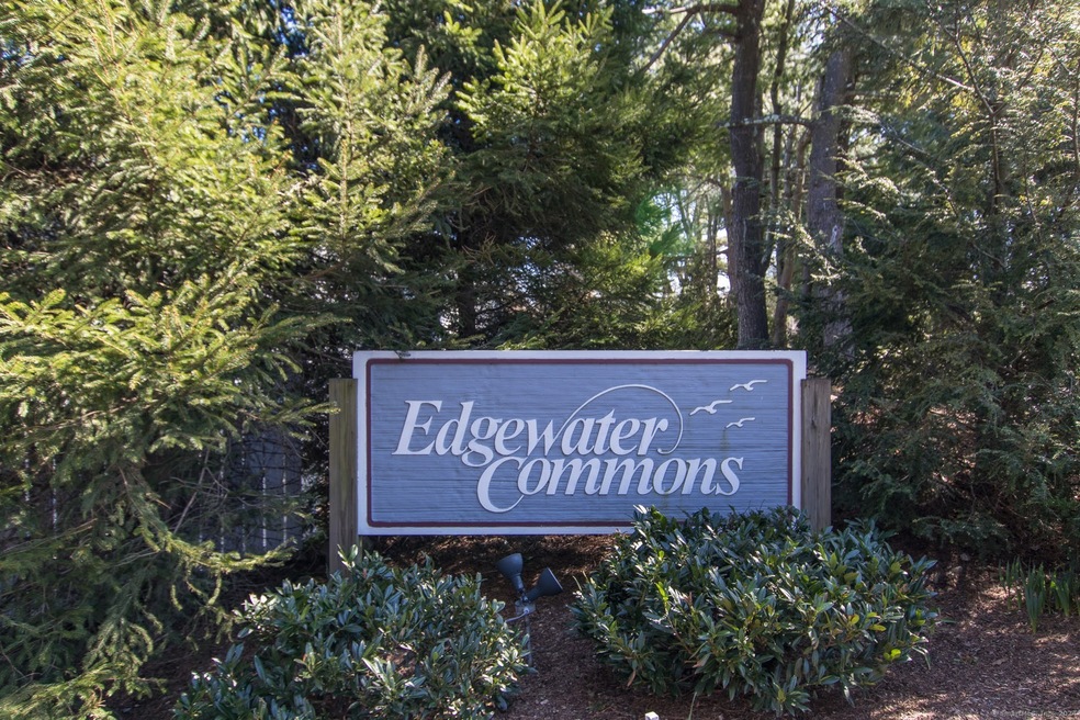 32 Edgewater Commons Ln unit 32, Westport, CT 06880 - photo 1