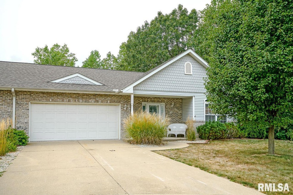 3832 W Palmyra Ct unit 20, Peoria, IL 61604 - photo 1