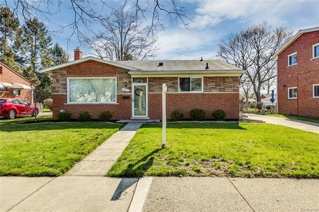 19714 Ingram St Livonia MI-large-022-20-19714 Ingr