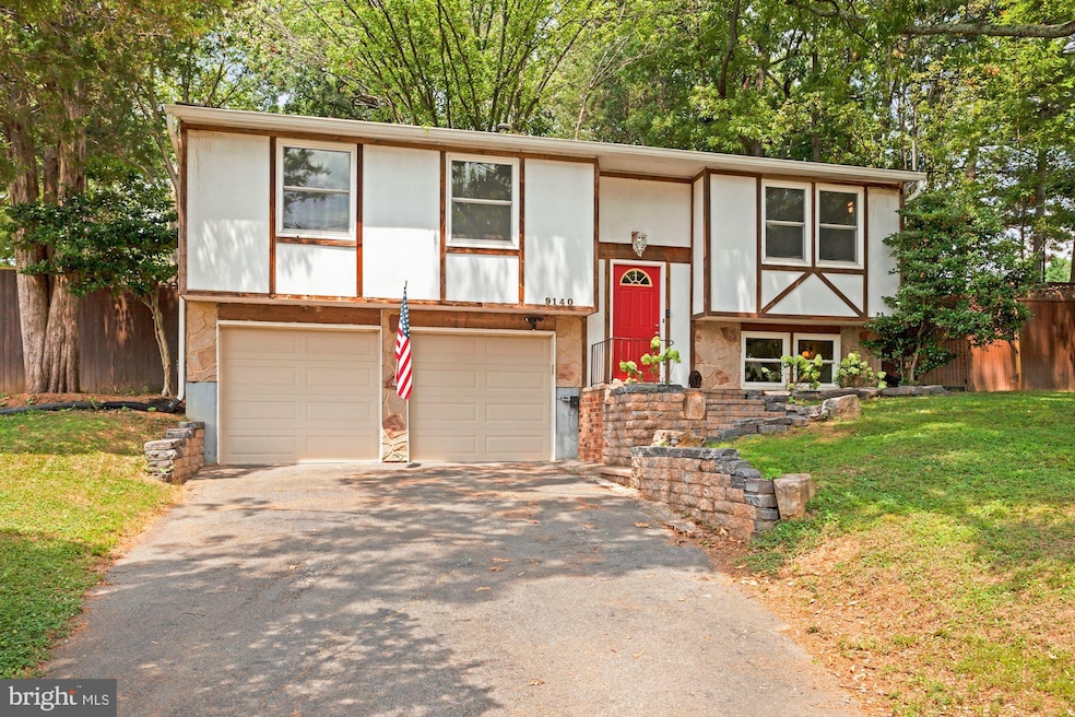 9140 Burke Rd, Burke, VA 22015 - photo 1