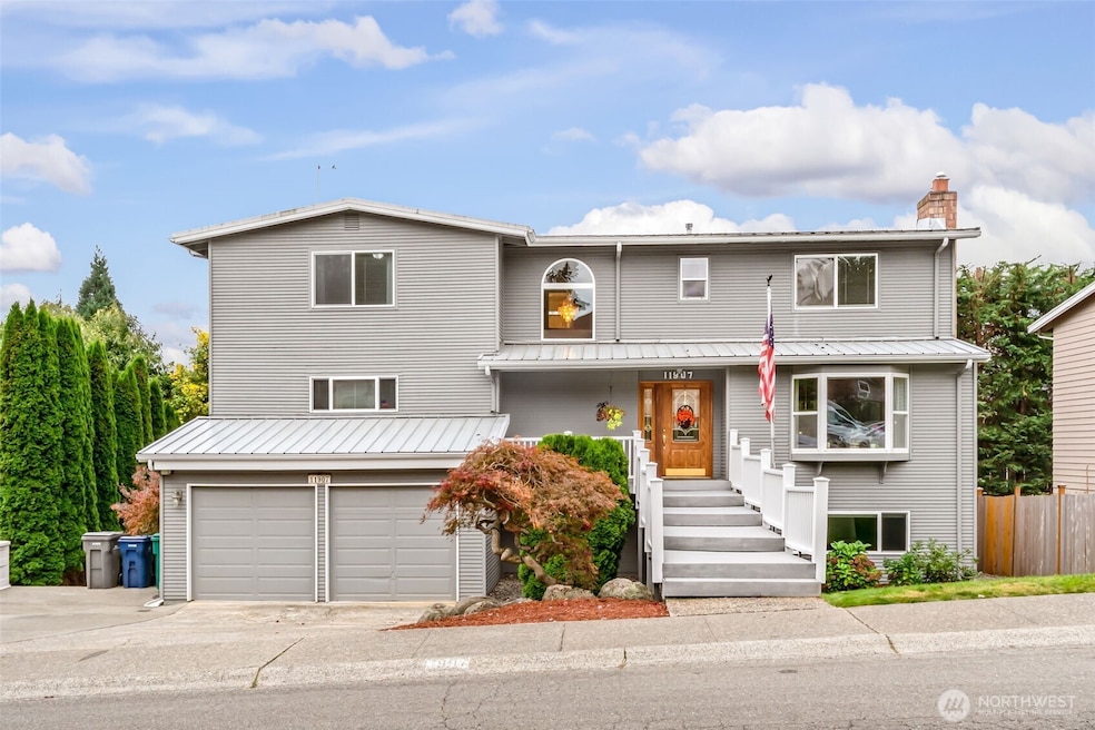 11907 NE 133rd Place, Kirkland, WA 98034 - photo 1