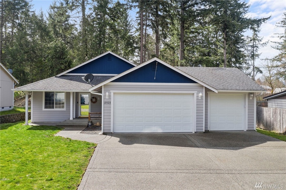 18523 Tapaderos St SE, Yelm, WA 98597 - photo 1