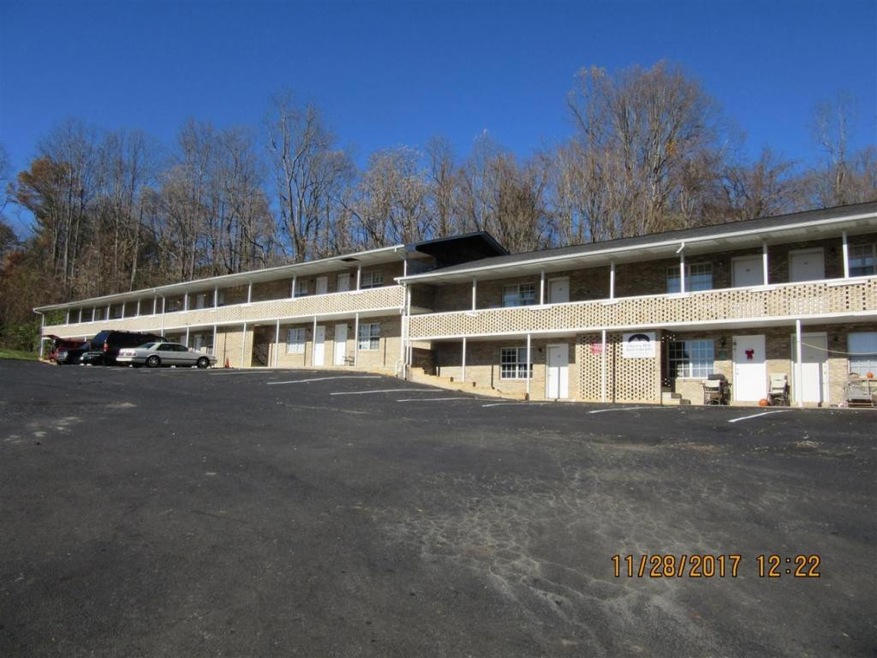 1500 Bell Ridge Rd unit 41, Johnson City, TN 37601 - photo 1