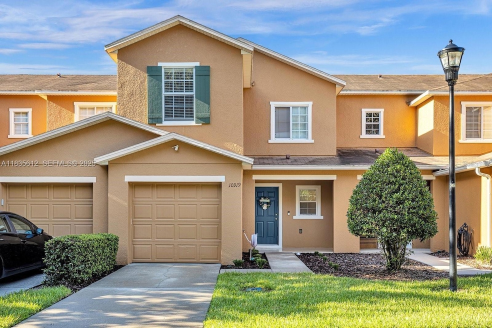 10919 Kensington Park Ave, Riverview, FL 33578 - photo 1