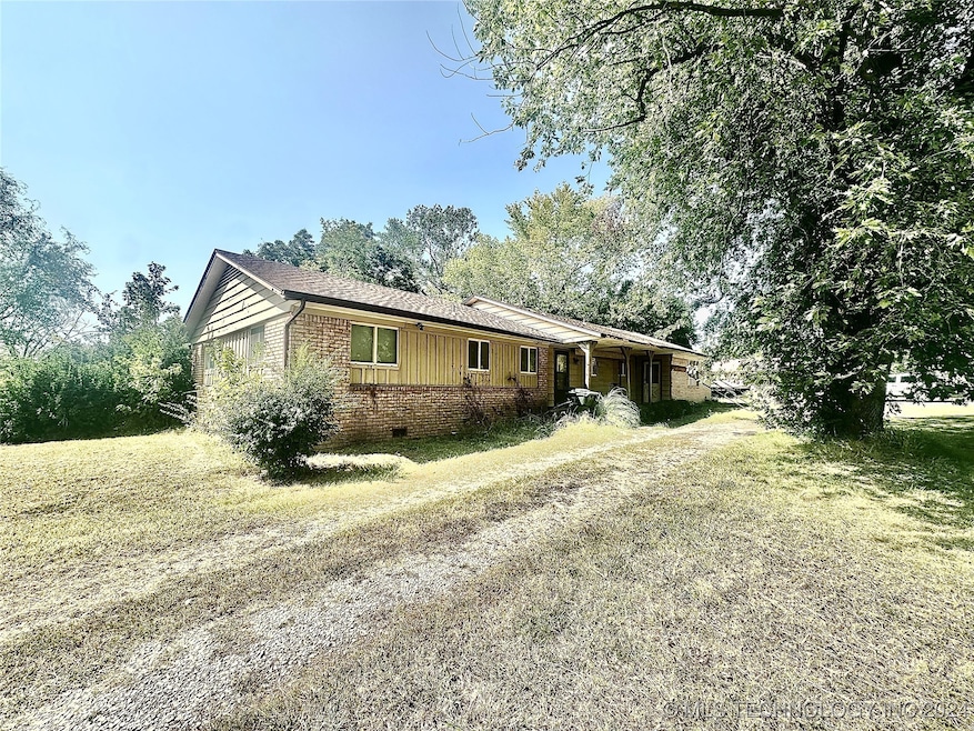 735 Valentine Ln, Claremore, OK 74017 - photo 1