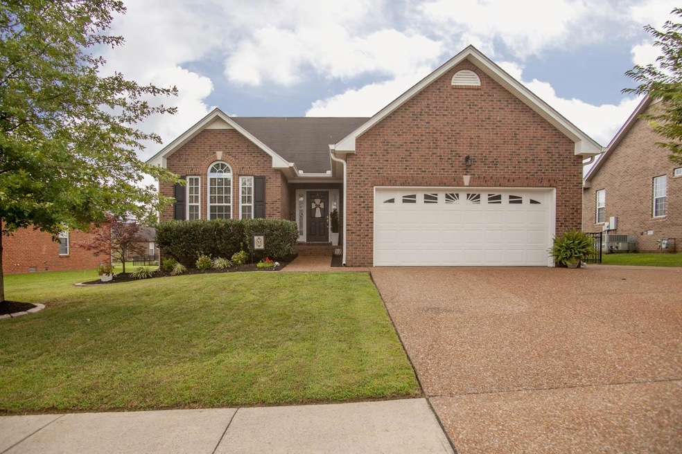 Welcome to 643 Lilycrest Dr. Gallatin, TN 37066!