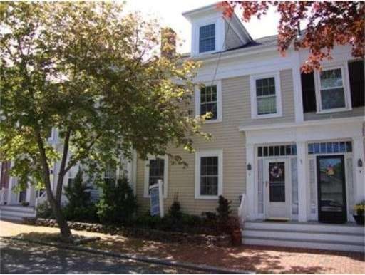 6 Tremont St, Newburyport, MA 01950 - photo 1