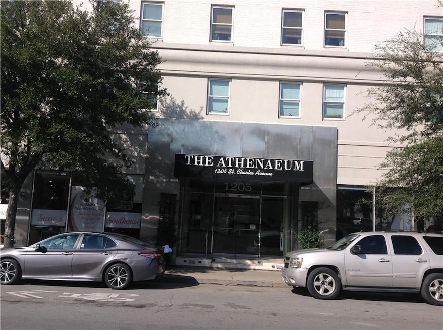 1205 St Charles Ave
Entrance to condo