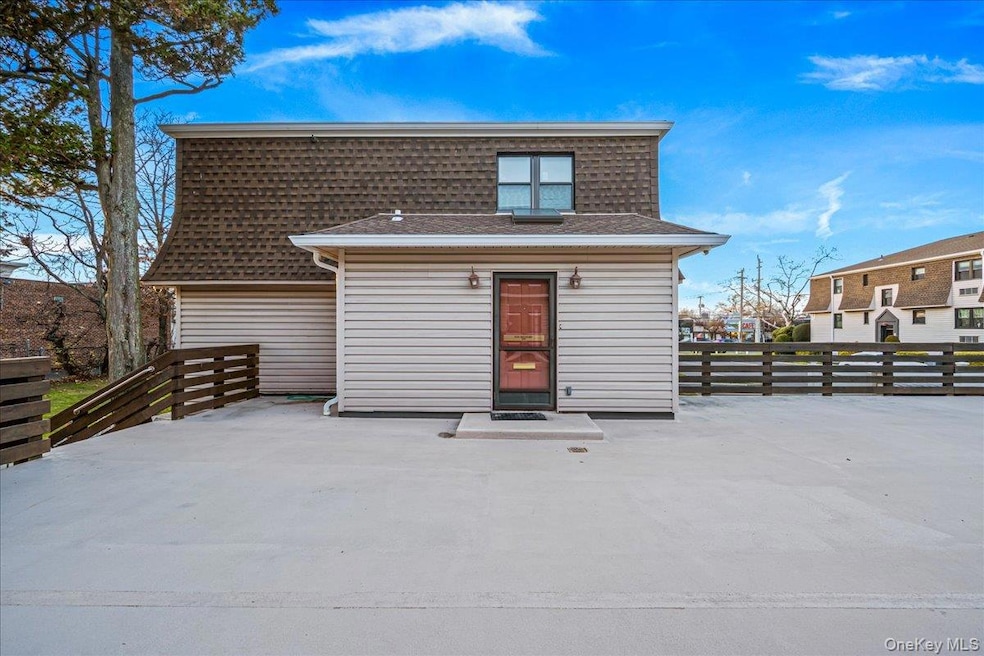 For Sale $285,000 • Co-Listing Agent