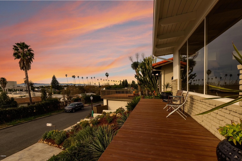 2167 El Jardin Ave -sunset Balcony