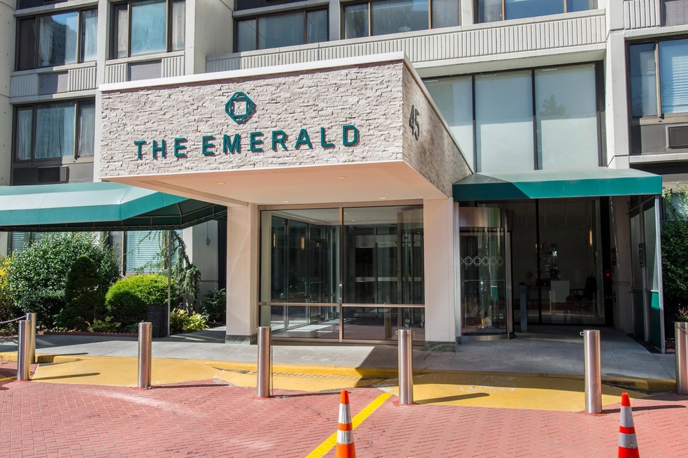 The Emerald unit 309, Jersey City, NJ 07310 - photo 1