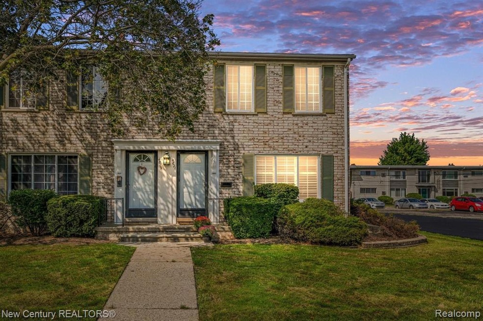 4821 Mansfield in Royal Oak ~ Welcome Home!