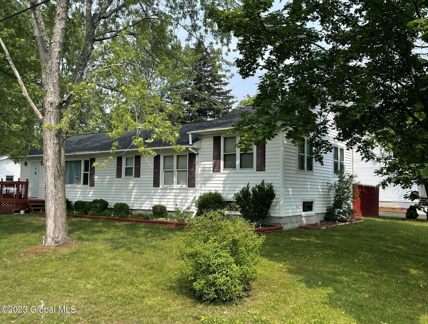 9 Cooper Ave, Rensselaer, NY 12144 - photo 1